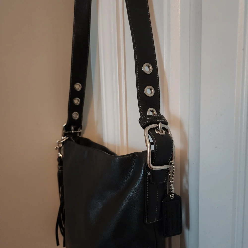 All leather coach crossbody - Picture 2 of 10